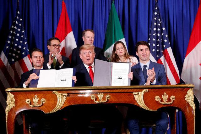 ترامپ: تعرفه واردات فولاد و آلومینیوم کانادا و مکزیک حذف می گردد