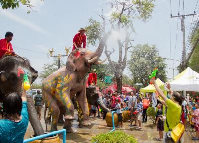 راهنمای سفر جشن آب تایلند