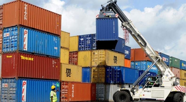 کاهش قیمت کالاها در گمرکات کشور، افزایش 75 درصدی ارزش صادرات به اوراسیا