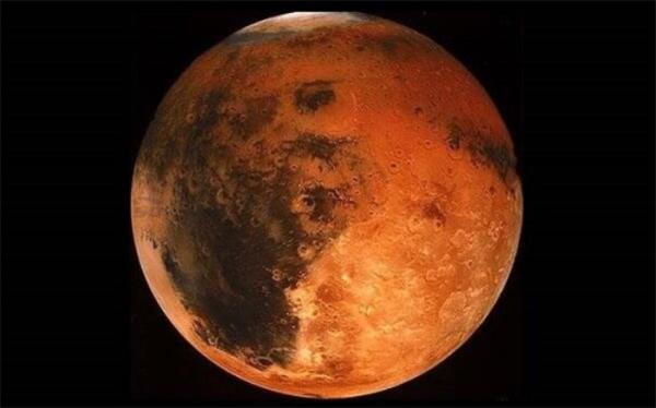 کره مریخ چند فصل دارد؟