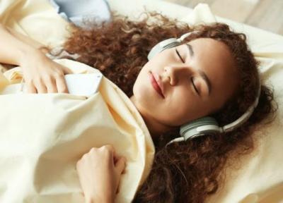 آیا به هنگام خواب موسیقی گوش می دهید؟