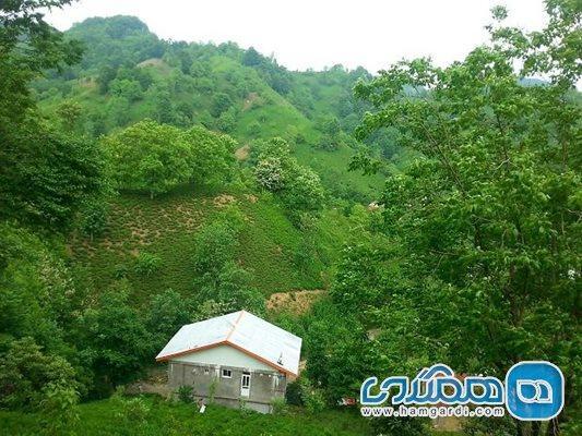 روستای سطلسر یکی از روستاهای زیبای لاهیجان به شمار می رود